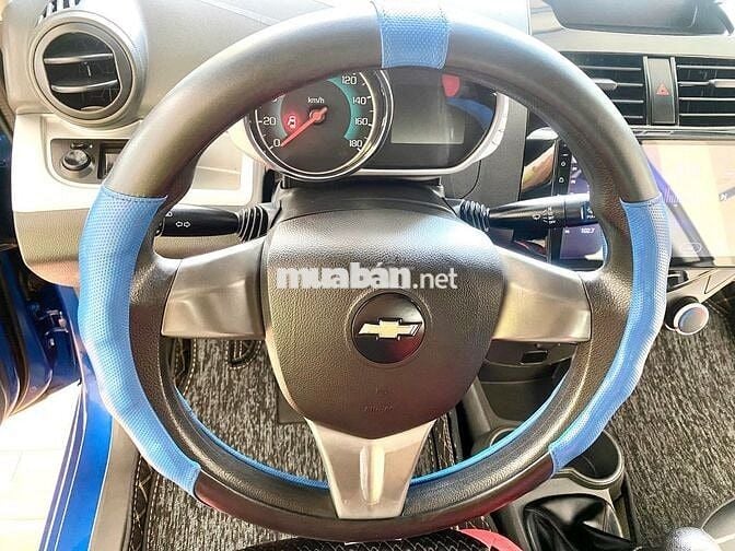 Xe 5 chổ gia đình Chevrolet Spark 2017 Số sàn