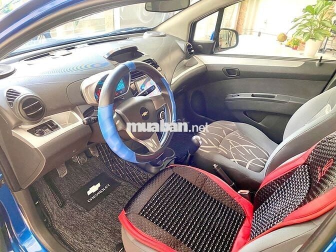 Xe 5 chổ gia đình Chevrolet Spark 2017 Số sàn