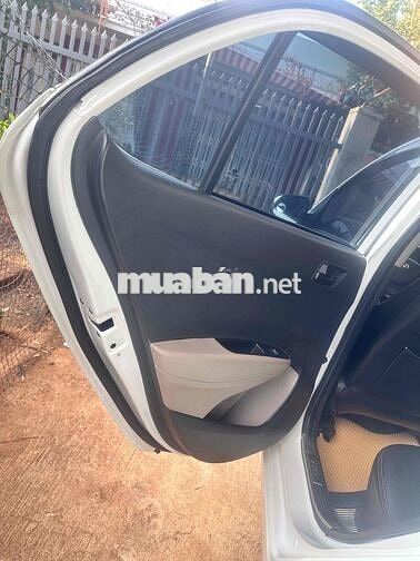 Hyundai Grand i10 2018 1.2 Trắng