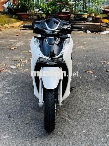 Honda SH 150i 2022 Trắng đen xe zin 9 chủ
