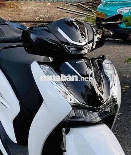Honda SH 150i 2022 Trắng đen xe zin 9 chủ