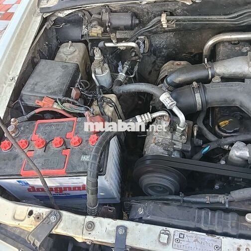 Isuzu 7 chỗ Dầu 2008 Trắng