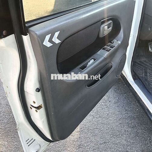Isuzu 7 chỗ Dầu 2008 Trắng