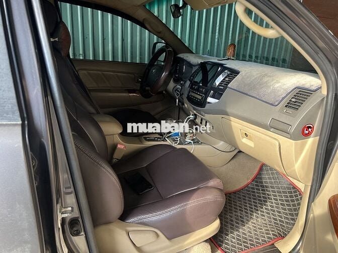 Toyota Fortuner 2.7 2010 Xám 300.000 km