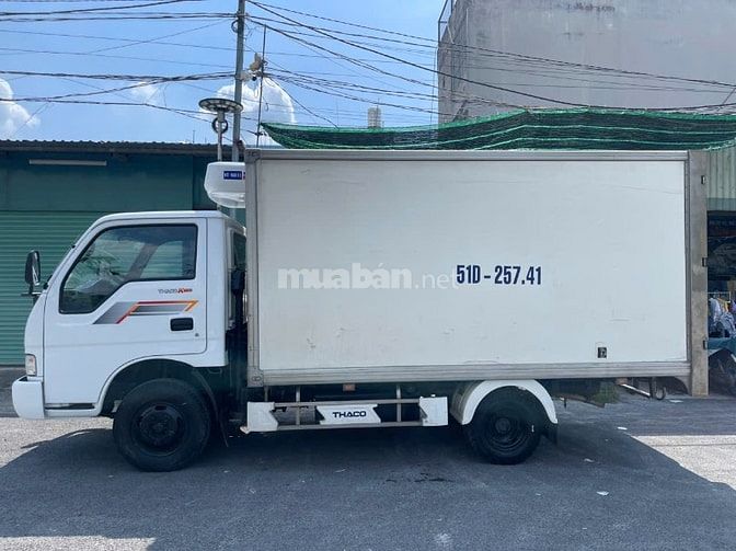 Xe thùng đông lạnh,tải trọng 2 tấn