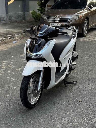 Honda SH 150i 2022 Trắng đen
