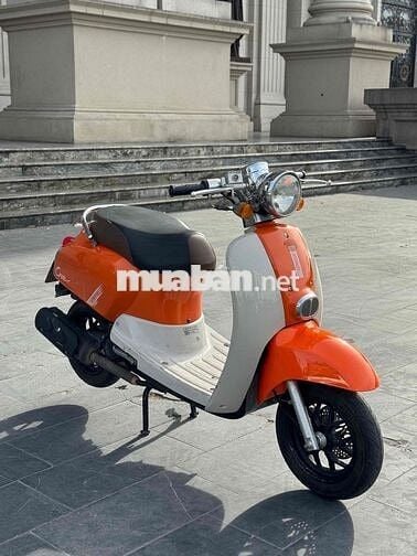 Honda Cree Thể thao Cam, trắng