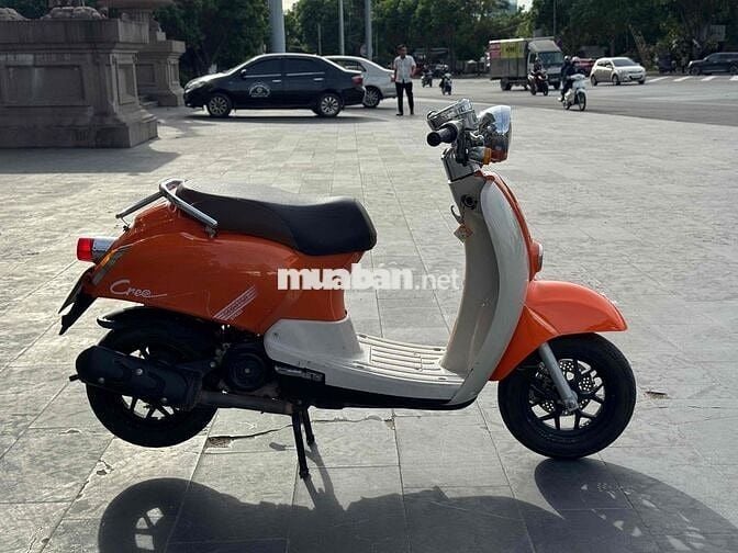 Honda Cree Thể thao Cam, trắng