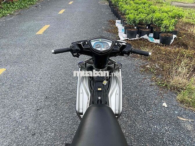 Cần Bán Ex 1S9A côn tự động xún áo 2010 zin chất