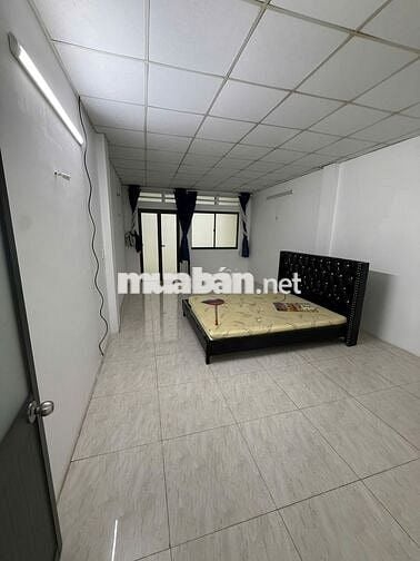 Cho thuê nhà 3pn hẻm xe hơi đường Vườn Lài, quận Tân Phú