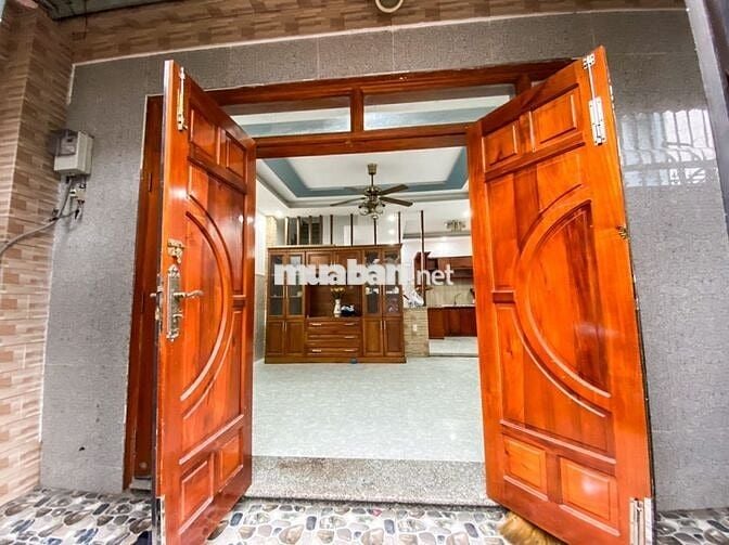Bán nhà 54m² ngay ngã tư Bà Điểm – Vị trí đẹp, tiện di chuyển
