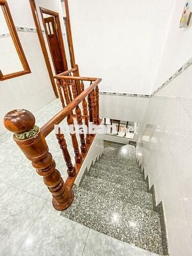 Bán nhà 54m² ngay ngã tư Bà Điểm – Vị trí đẹp, tiện di chuyển