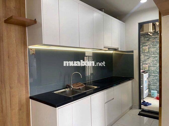 Chính chủ cho thuê Green River Dt72m2 / 2PN 2WC 11tr full nội thất Q8