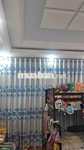 Cần Bán Gầp Nhà P ĐHT .DT 4 x17 .1 trệt 3 Lầu 4PN 4WS giá 6 tỷ TL