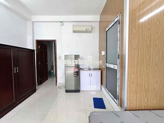 CHO THUÊ PHÒNG SIÊU RỘNG VÀ CÓ BANCOL SÁT LÝ THƯỜNG KIỆT