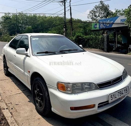 Honda Accord 2024 Số sàn Trắng 5 chỗ