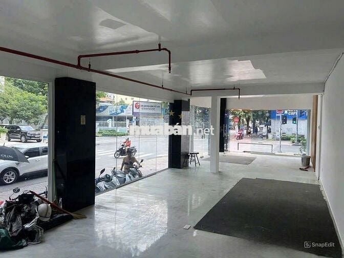 Ngang Khủng 22m Hầm 7 Tầng - Cho thuê Căn Góc Quận 3 chỉ 270 triệu