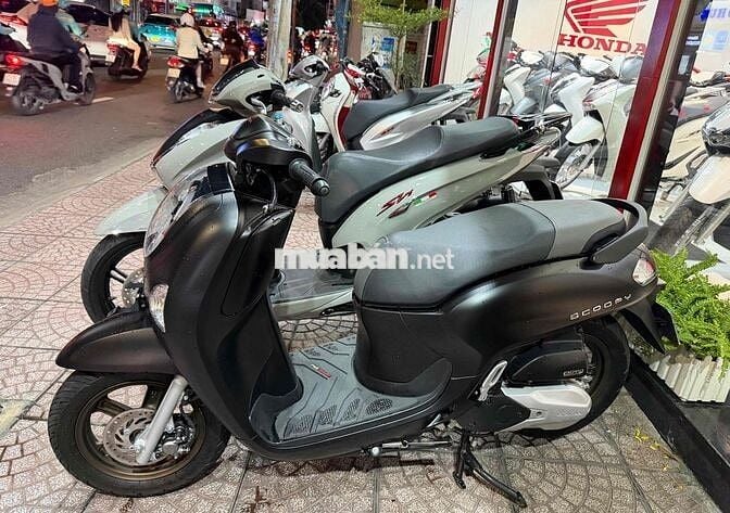 Honda Scoopy Nhập khẩu màu Đen