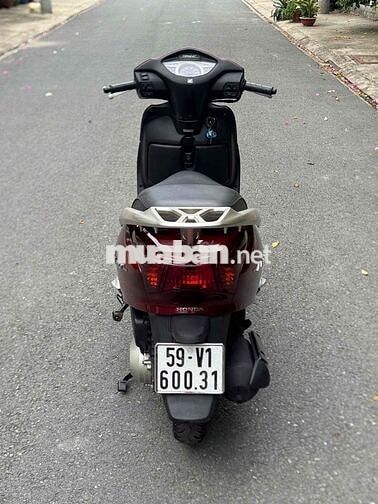 Honda Lead 2012 màu Đỏ đô len ken moi 95%