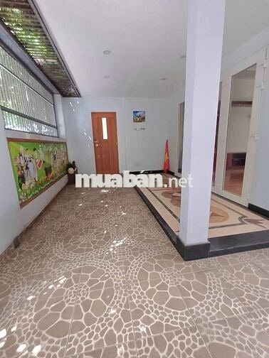 CHO THUÊ NHÀ NGUYỄN TRỌNG TUYỂN – PHÚ NHUẬN 8x19M - 3 TẦNG - 55 TRIỆU