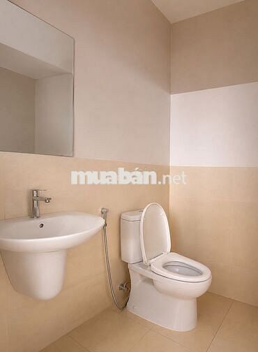 CHO THUÊ CĂN HỘ ORIENTAL PLAZA 80M² 2PN 2WC NTCB - 11 TRIỆU