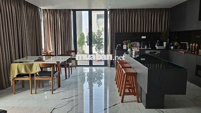 Bán căn Duplex/Penthouse tại Tổ hợp Cao ốc XI Grand Court
