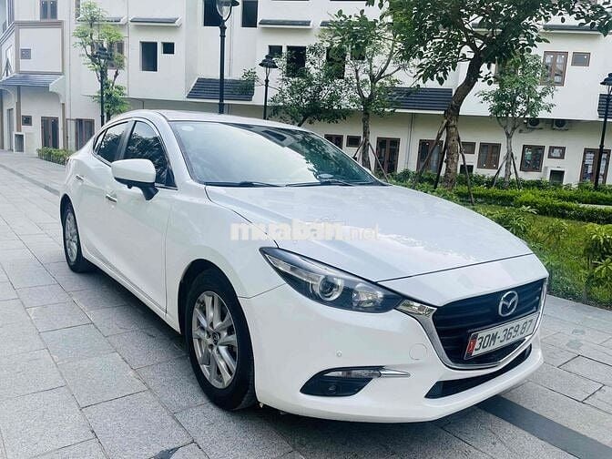 Mazda 3 1.5 AT 2017 Trắng 6 vạn