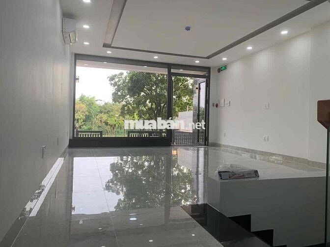 Cho thuê nhà KDC Him Lam Q7 - 100m2 Có Hầm - Phù hợp mở VP Công Ty