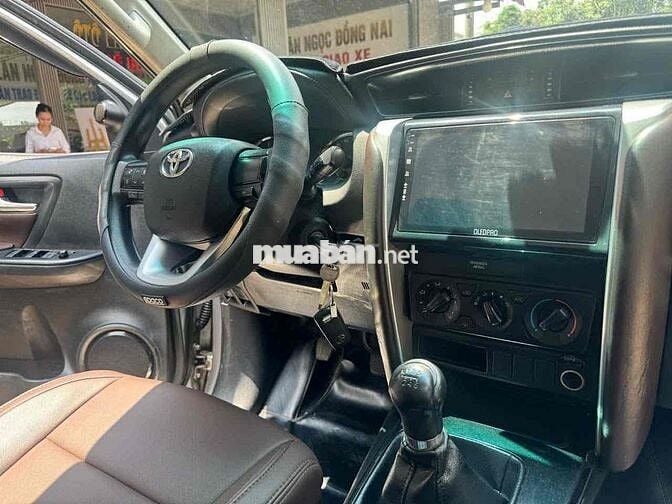 Toyota Fortuner 2018 Xám Nhập khẩu