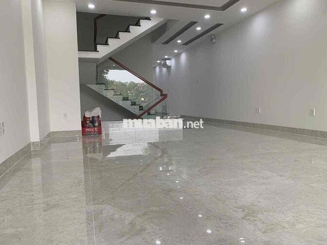 Cho thuê nhà KDC Him Lam Q7 - 100m2 Có Hầm - Phù hợp mở VP Công Ty
