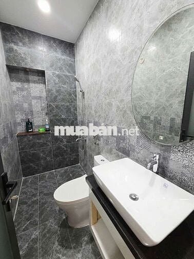 CHO THUÊ NHÀ MTKD 4X15(TRỆT+3LẦU+4PN+4wc) BAN CÔNG THOÁNG MÁT 