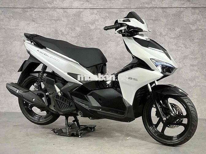 Honda AirBlade 125 2019 Smartkey Bạc Porsche