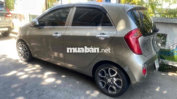 KIA Picanto S 2014 Vàng cát 10 vạn