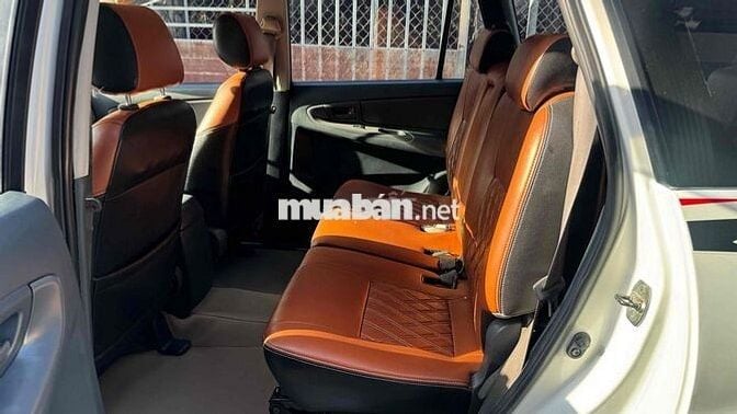 Toyota Innova 2015 7 chỗ màu Trắng