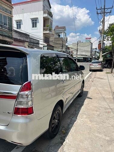 Toyota Innova 2.0E 2015 Bạc 238036 km