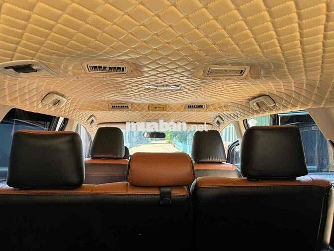 Toyota Innova Xanh Số sàn