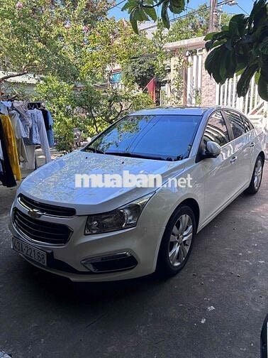 Chevrolet Cruze Tự động màu Trắng