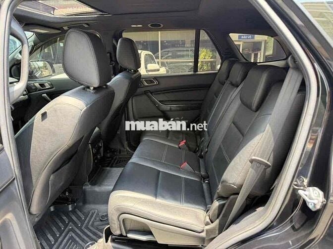 Ford Everest Titanium 2 Cầu 2020 Đen 34.000 Km