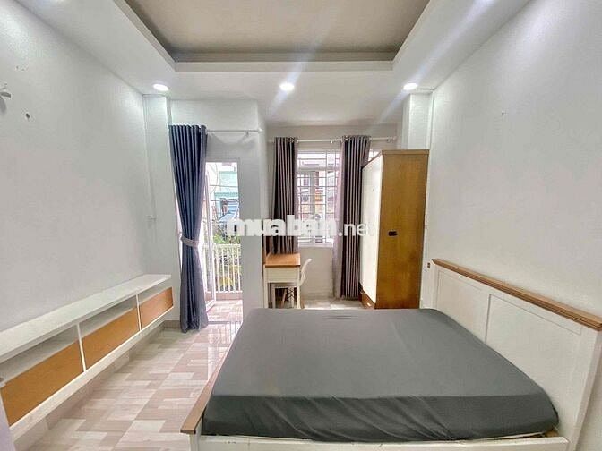 Stu Ban Công 25m2 FullNT Mới Keng Ánh Sáng Ngập Phòng Ngay Giáp Q1