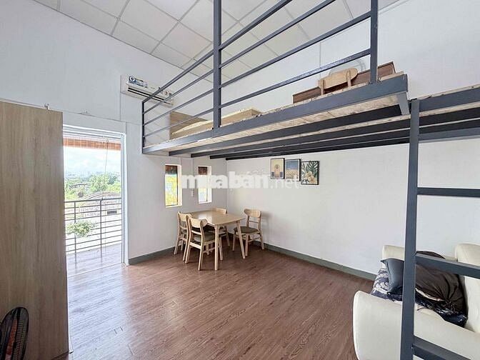 Mới 100% Tách Bếp Gác Cao Không Đụng Đầu FullNT View Sông SG, Lanmark