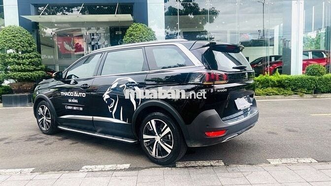 Peugeot 5008 1.6 Premium 2022 Đen 20.000 Km