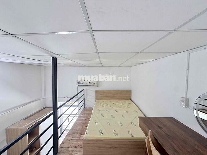 Mới 100% Tách Bếp Gác Cao Không Đụng Đầu FullNT View Sông SG, Lanmark
