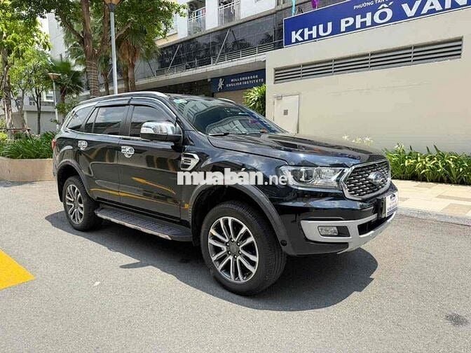 Ford Everest Titanium 2 Cầu 2020 Đen 34.000 Km