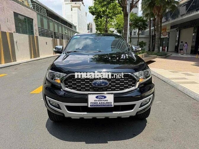 Ford Everest Titanium 2 Cầu 2020 Đen 34.000 Km