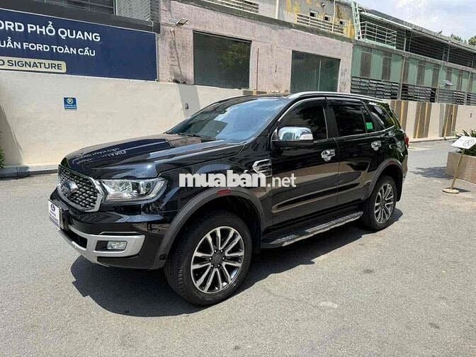 Ford Everest Titanium 2 Cầu 2020 Đen 34.000 Km