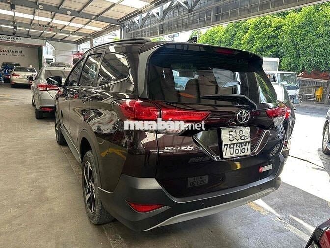 Toyota Rush 1.5AT 2018 Số tự động Đỏ đô