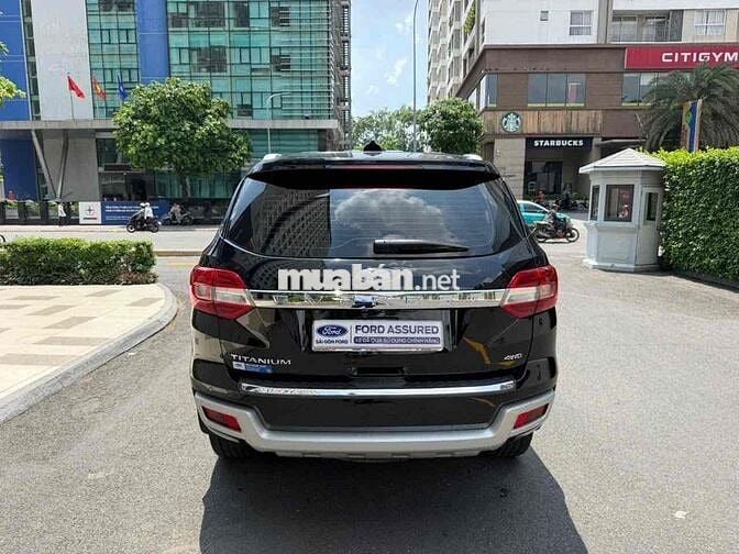 Ford Everest Titanium 2 Cầu 2020 Đen 34.000 Km