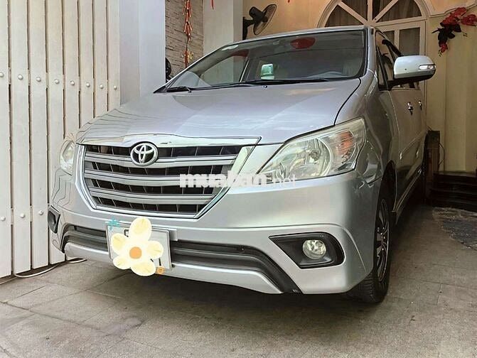 Gia đình cần bán Toyota Innova 2.0G sx 2016
