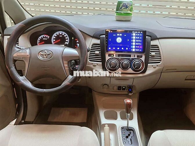 Gia đình cần bán Toyota Innova 2.0G sx 2016