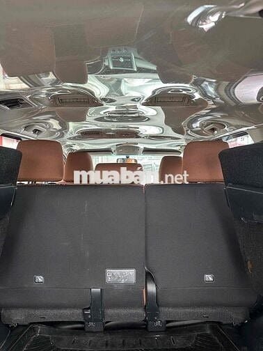 Toyota Innova 2.0E 2017 Số sàn Bạc